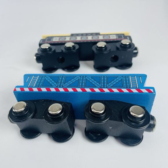 Maison Joseph Battat Wooden Train Carriage Engine Cars - Lot Of 4 - Picture 11 of 12